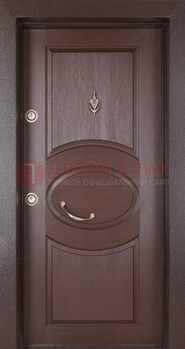 Коричневая входная дверь c МДФ панелью ЧД-36 в частный дом в Калуге
