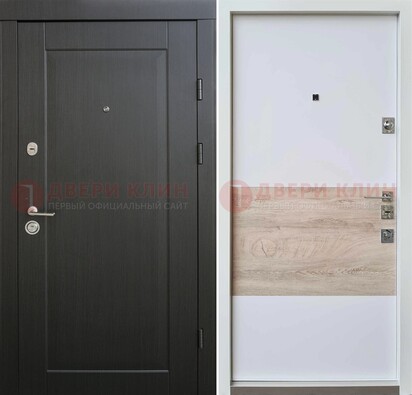 Черная металлическая дверь с белой МДФ внутри ДМ-230 в Калуге