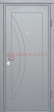 Белая железная дверь с МДФ ДМ-29 в квартиру в Калуге