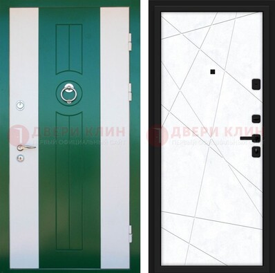 Зеленая железная дверь с панелями МДФ ДМ-369 в Калуге