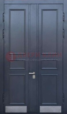 Черная двухстворчатая дверь для улицы с МДФ ДМ-535 в Калуге