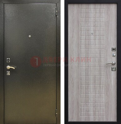Железная темная дверь с порошковым покрытием и филенчатой МДФ ДП-297 в Калуге
