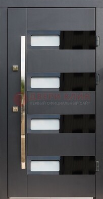 Черная стальная дверь МДФ хайтек со стеклом ДС-16 в Калуге