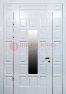 Белая входная дверь с МДФ панелью и стеклом ДС-56 в Калуге
