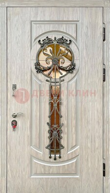 Светлая железная дверь со стеклом ковкой для коттеджа ДСК-134 в Калуге