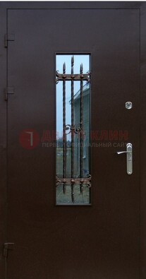 Надежная металлическая дверь со стеклом и ковкой ДСК-47 в Калуге