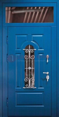 Синяя железная филенчатая дверь со стеклом и ковкой ДСК-97 в Калуге