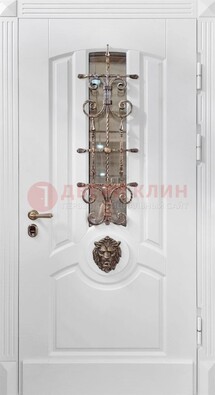 Белая металлическая дверь с виноритом и стеклом с ковкой ДВТ-165 в Калуге