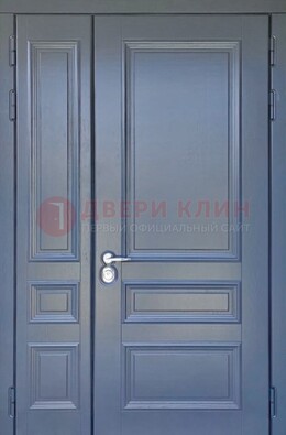Темно-серая железная дверь с виноритом ДВТ-242 в Калуге