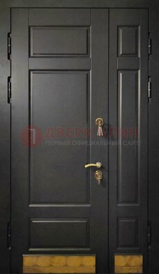 Черная полуторная железная дверь для частного дома ПЛ-2 в Калуге